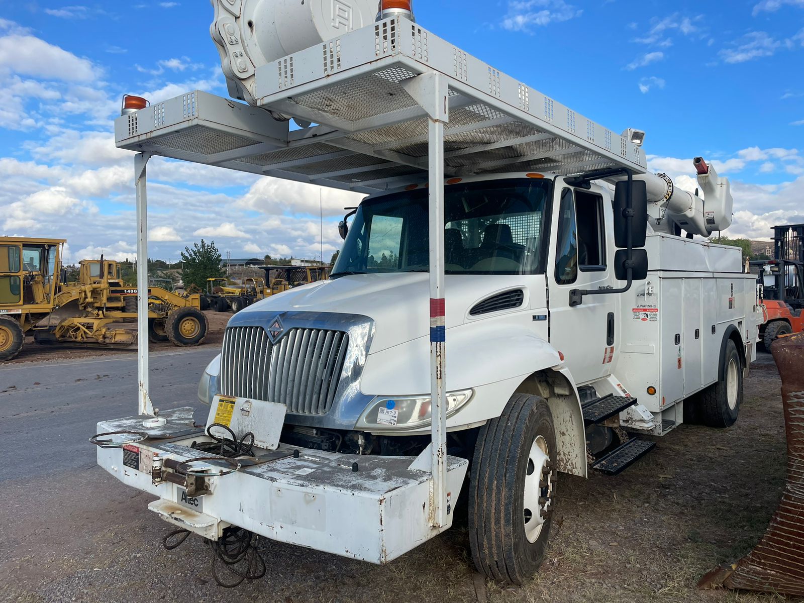 INTERNATIONAL BUCKET 2009, DURASTAR 4300